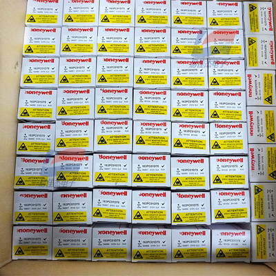 163PC01D75 Capteurs de pression montés sur une carte 160PC série Silicium avec compensation d'amplification