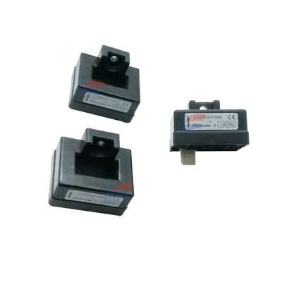 YJJ L03S600D15WM 10μs 20mA bidirectionnel ± 1% 600A Un capteur de courant Hall est installé dans la base