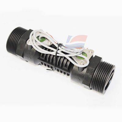 Le débitmètre ultrasonique YJJ FS0001 a une plage de mesure de 1,5 à 3000 L/h et est utilisé dans les systèmes de gestion de l'eau.